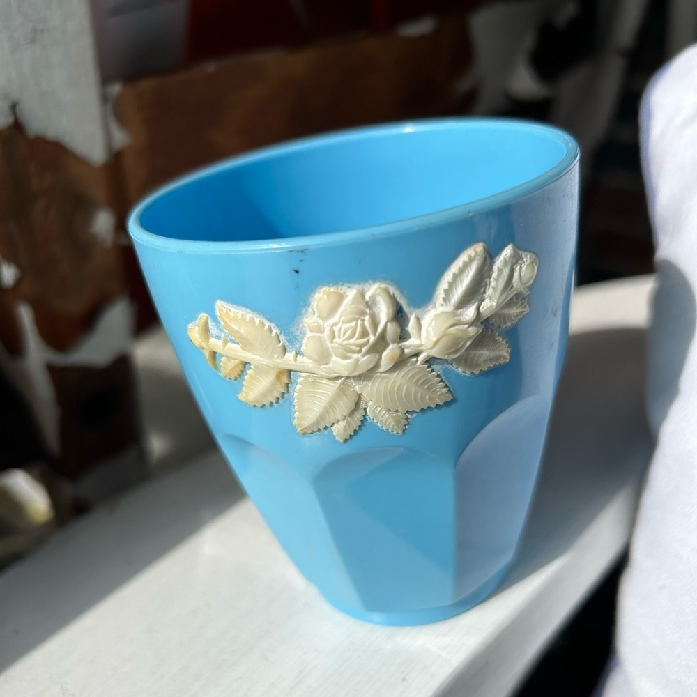 Vintage Blue Bathroom Cup